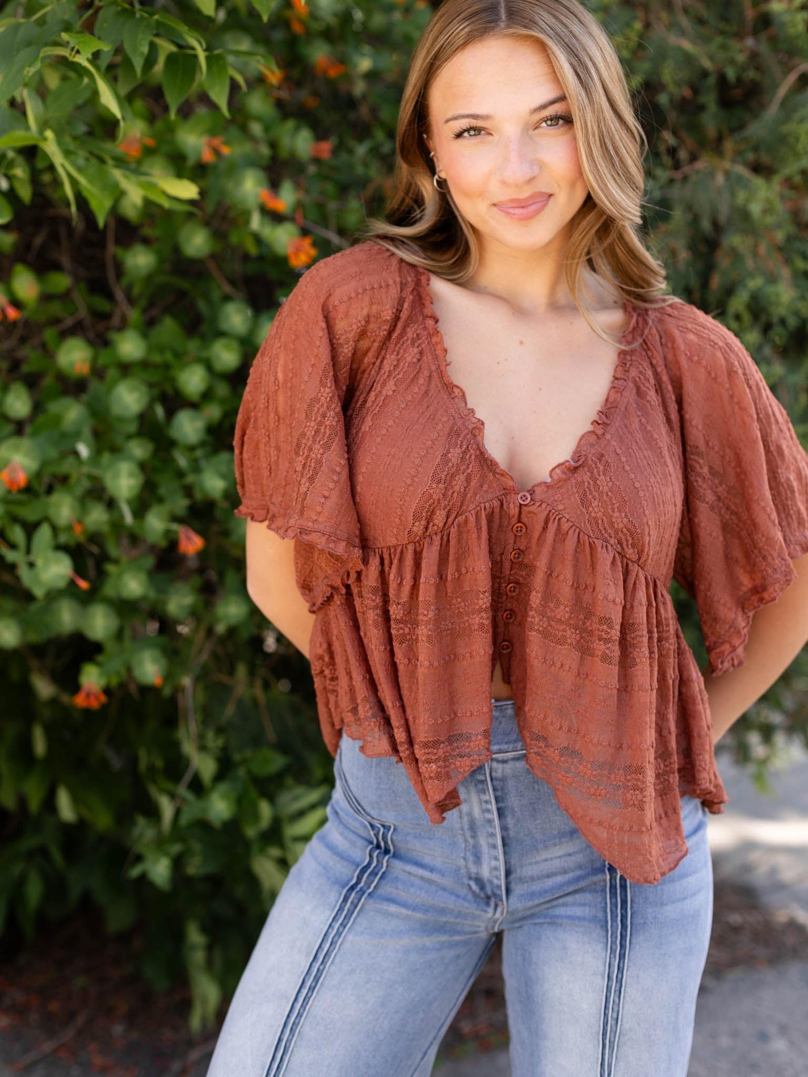 Free People In Your Dreams Lace Top – Lace V-Neck Top in Toasted