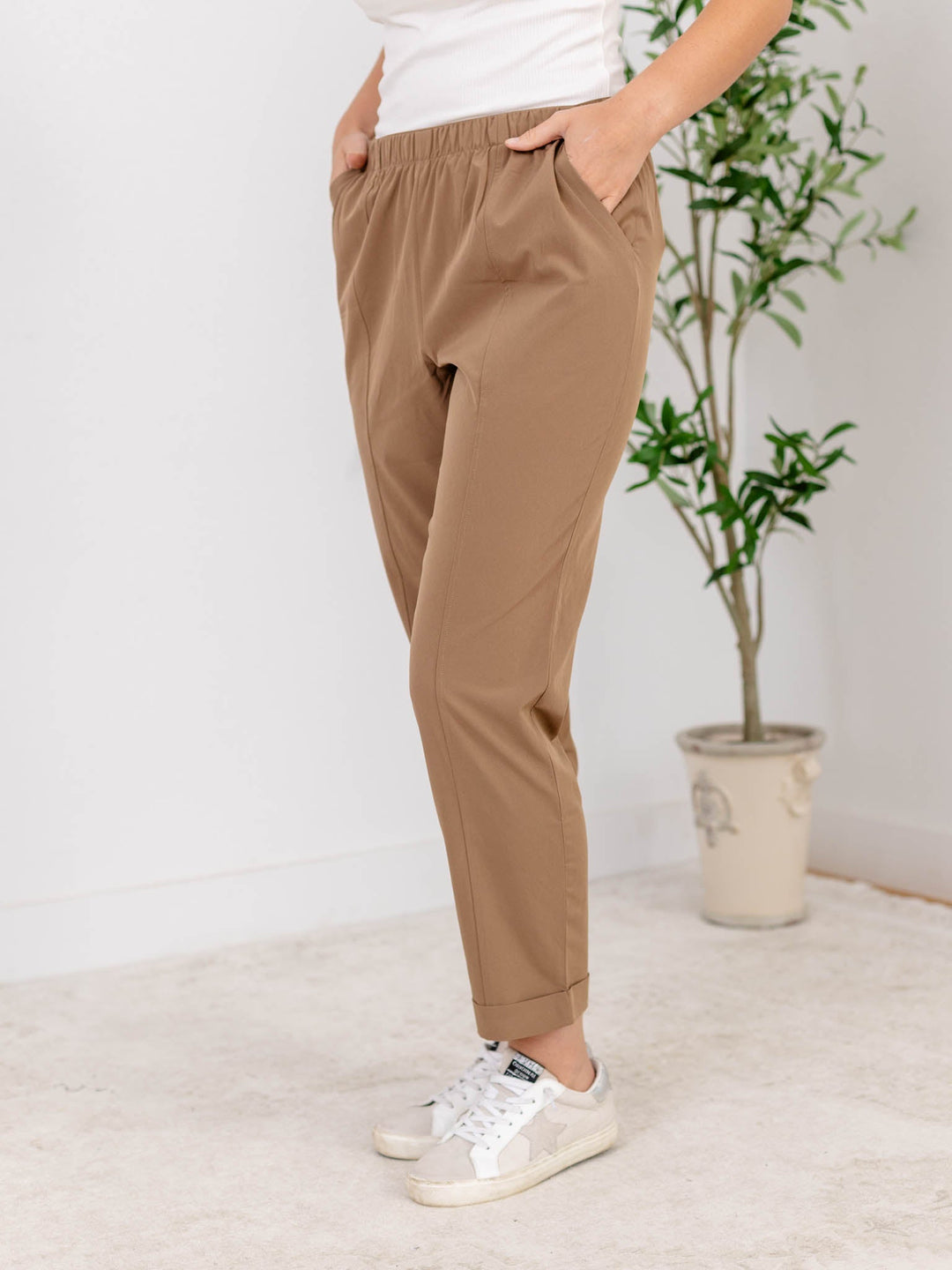 Varley Everly Turnup Taper Pant 27.5Athleisure