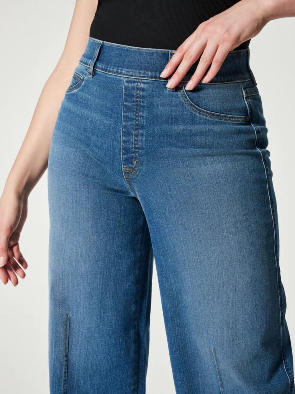 seam detail denim jeans