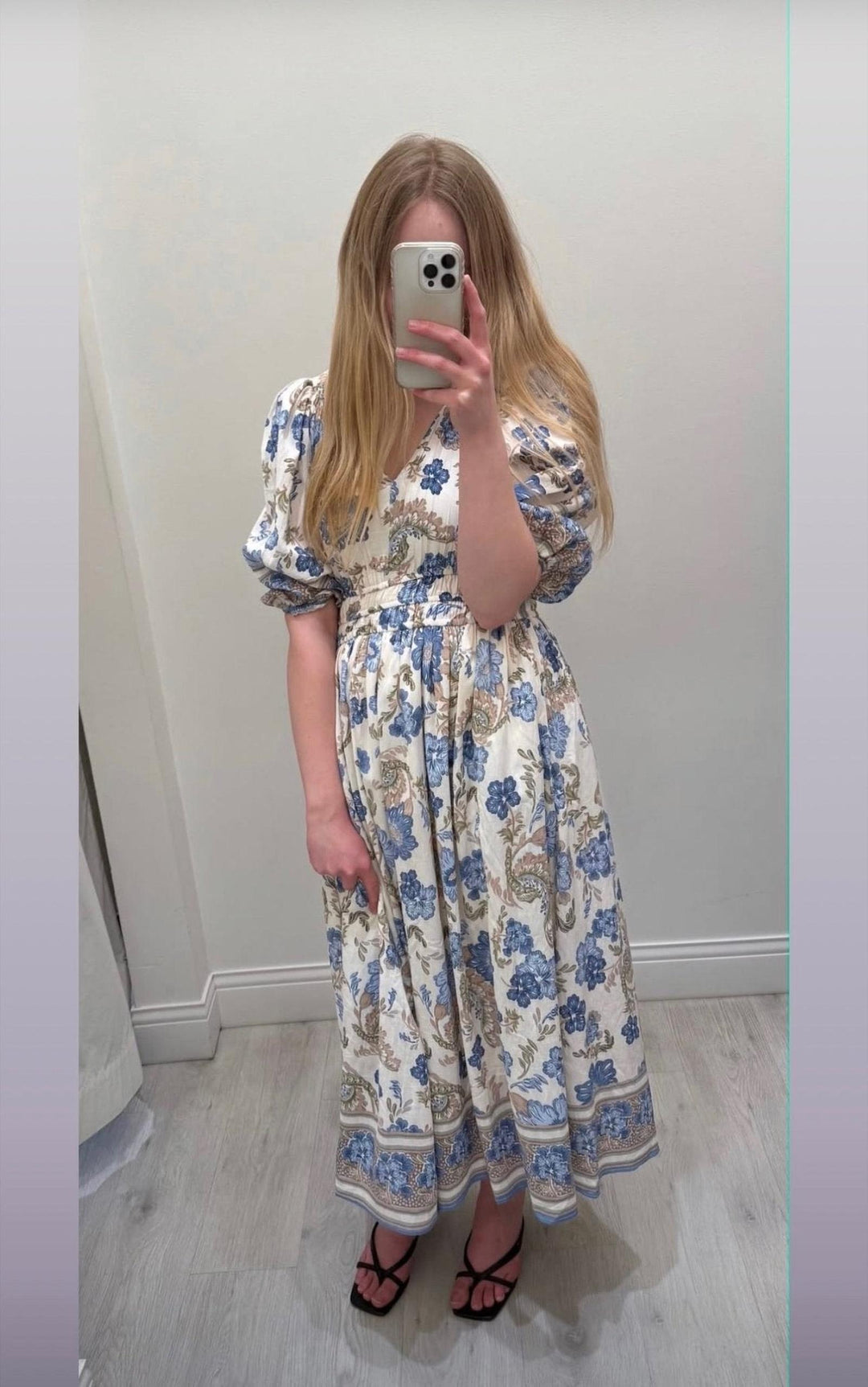 puff sleeve floral dress
