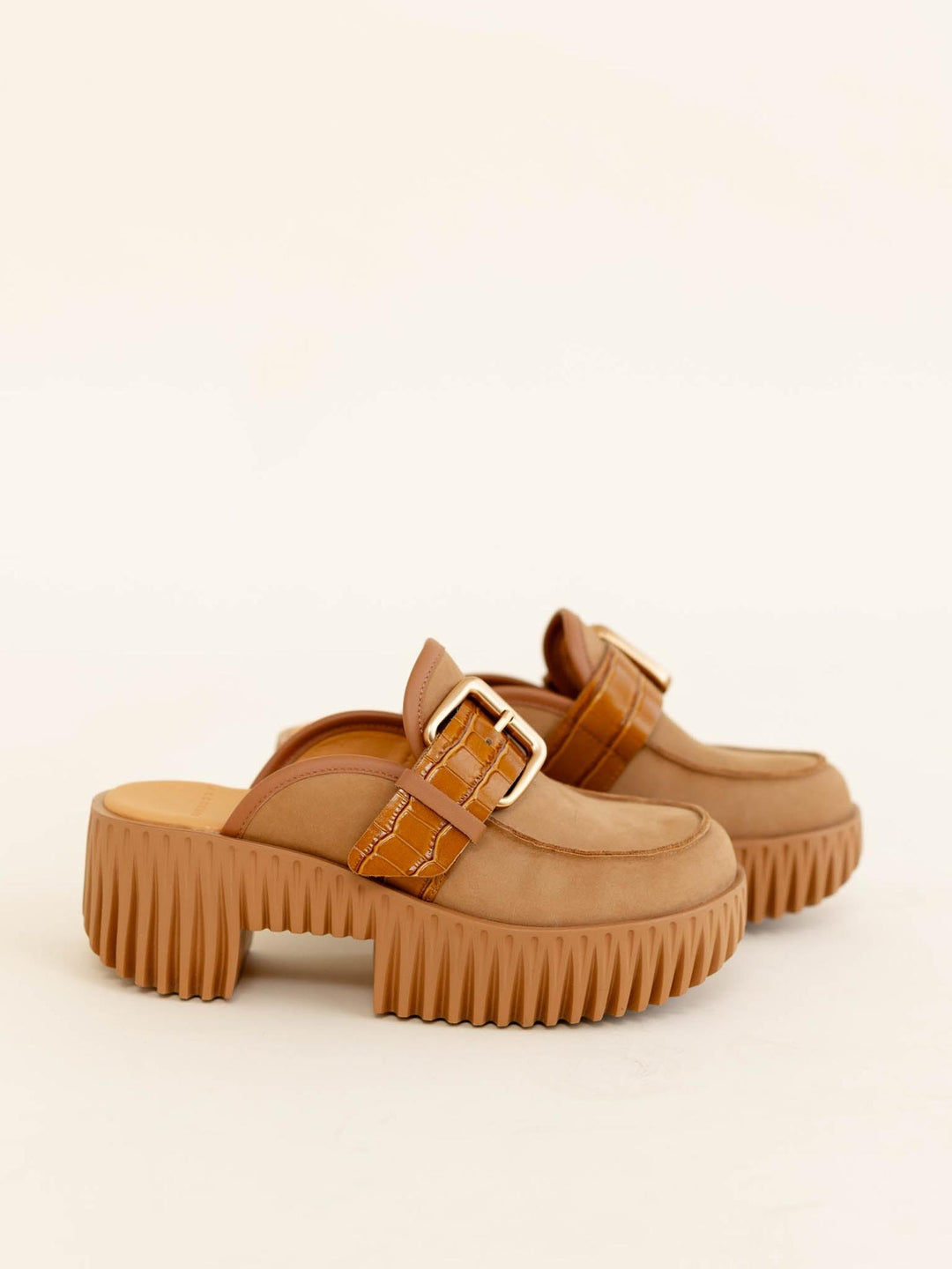 4CCCCEES Plia Hazel Clog - Sand