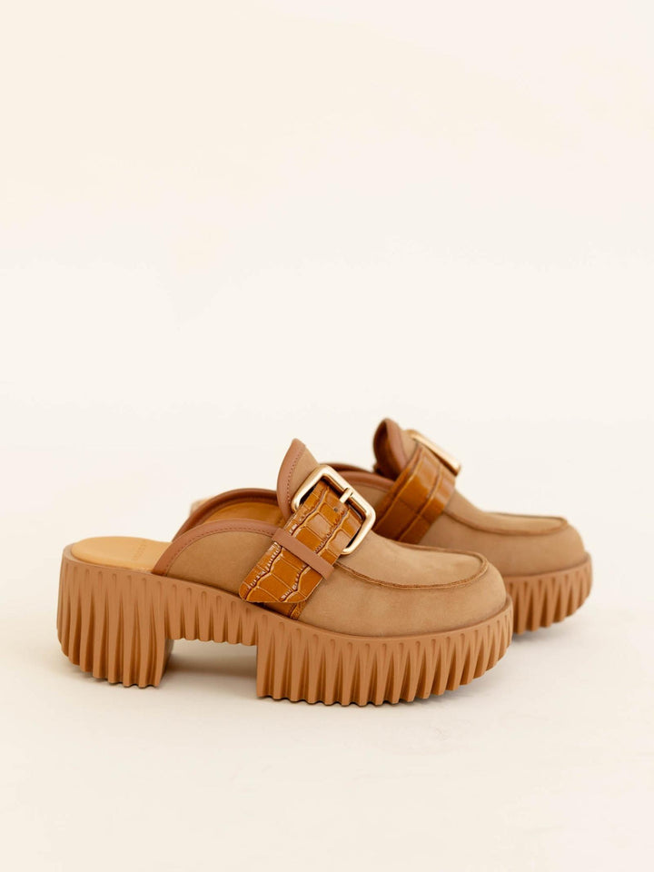 4CCCCEES Plia Hazel Clog - Sand