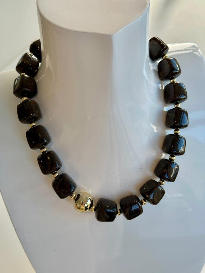 chunky beaded necklace