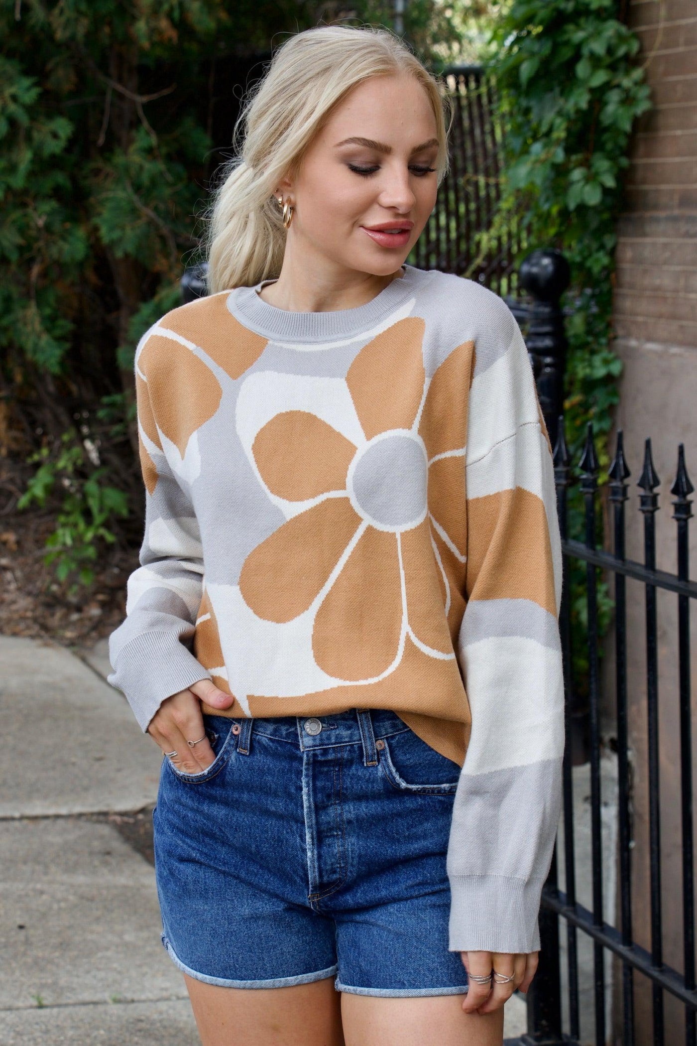 lightweight retro floral sweater