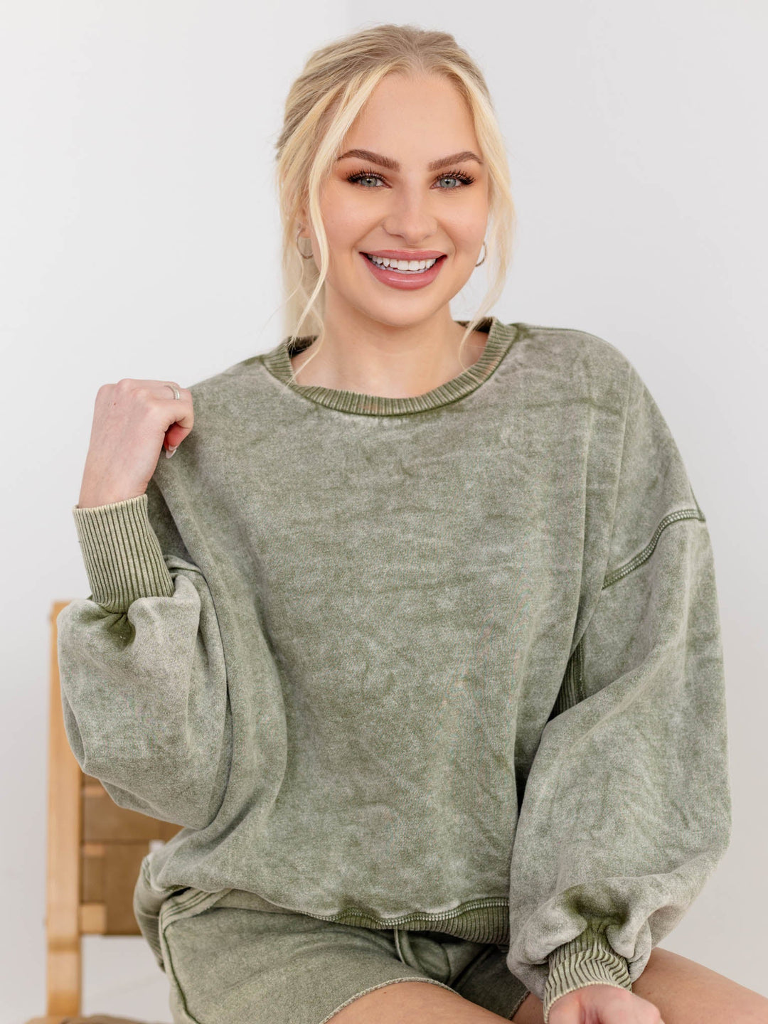 Acid Wash Fleece Oversized PulloverKnit tops