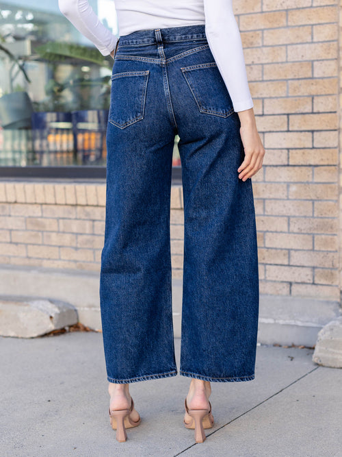 dark wash barrel jeans