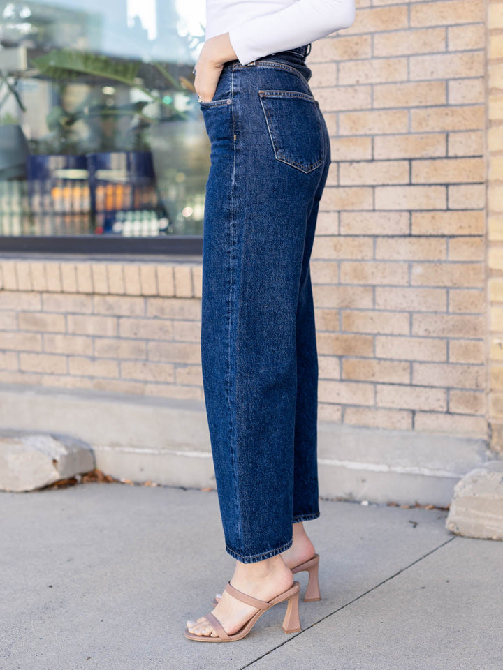 dark wash barrel jeans