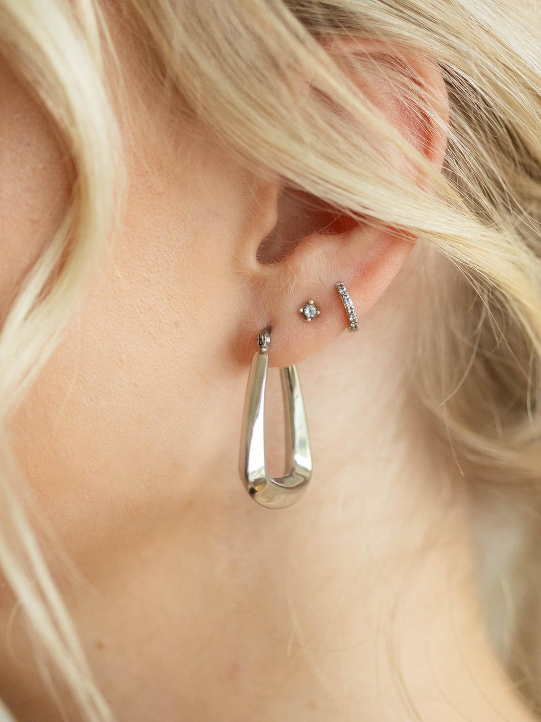 ALCO Crystal Beach HoopsPremium earring