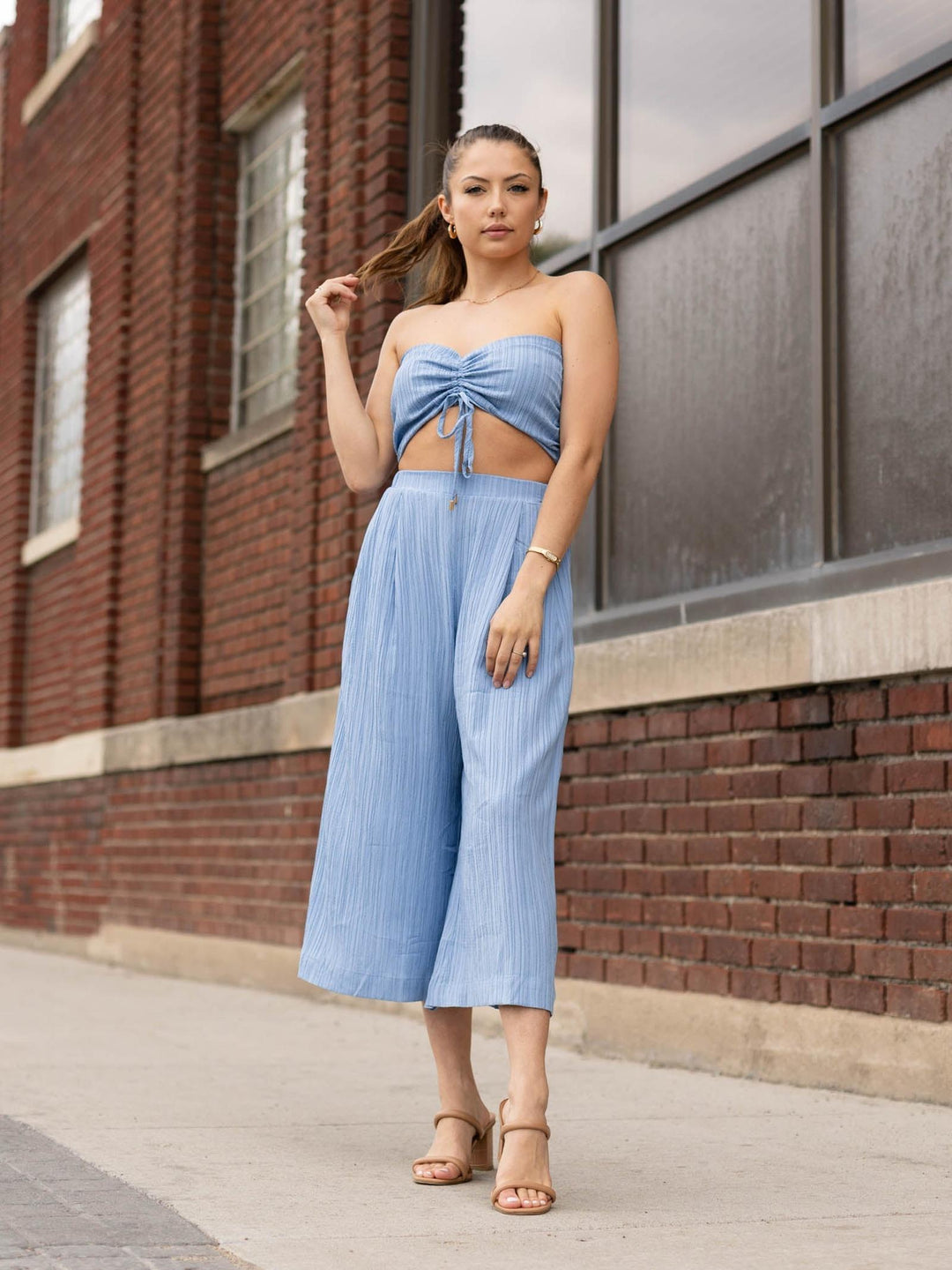 Allie Rose Textured Cinch Bandeau TopKnit tops