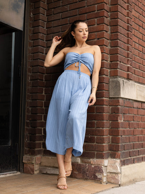 Allie Rose Textured Cinch Bandeau TopKnit tops