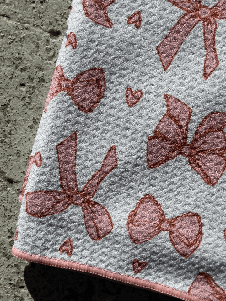 bows and hearts microfiber dishtowel