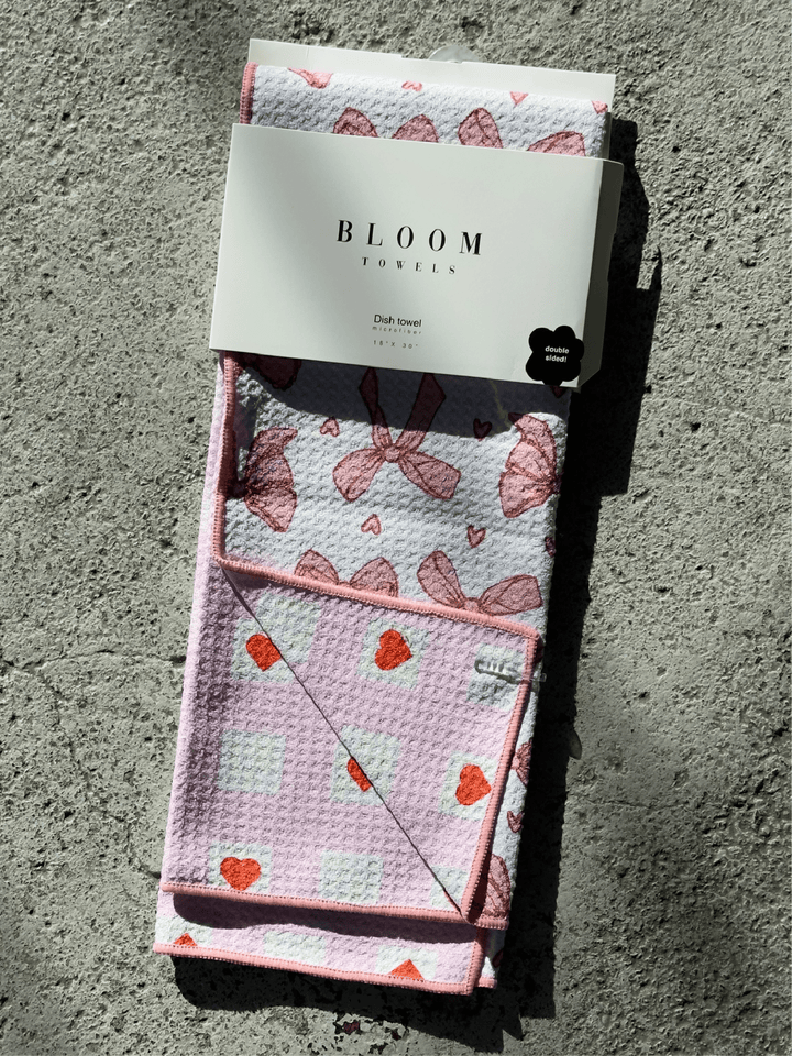 bows and hearts microfiber dishtowel