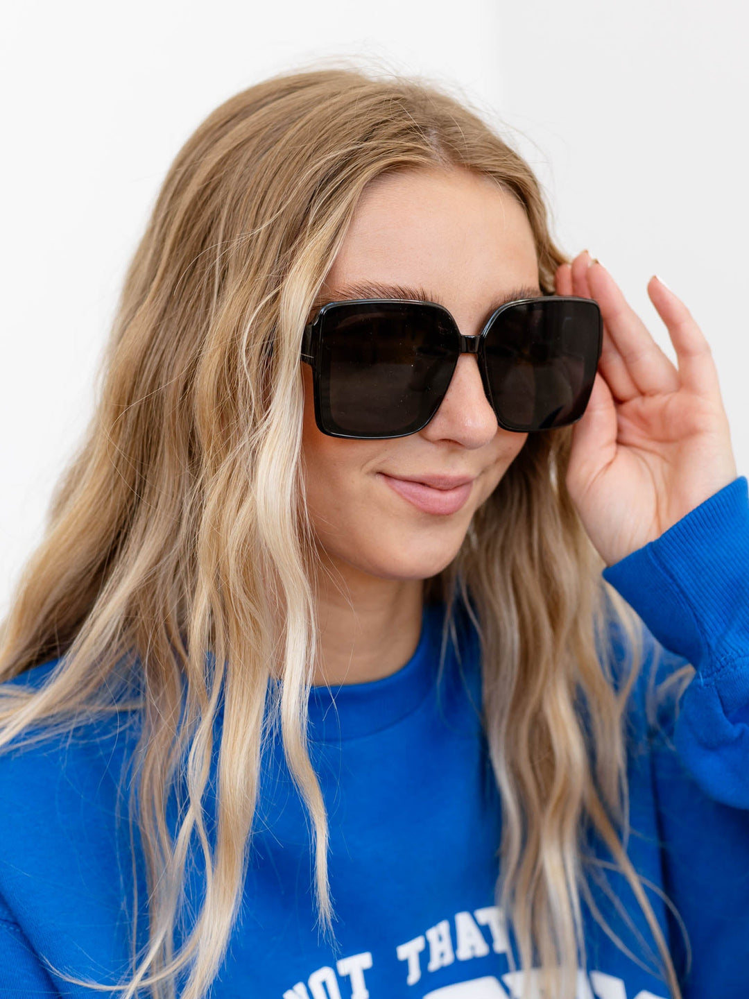 Blue Gem Blake Square Oversized Sunglasses - BlackSunglasses