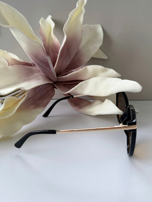 faded lens sunglasses