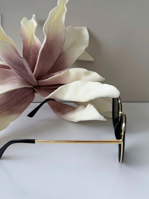 black cat eye sunglasses