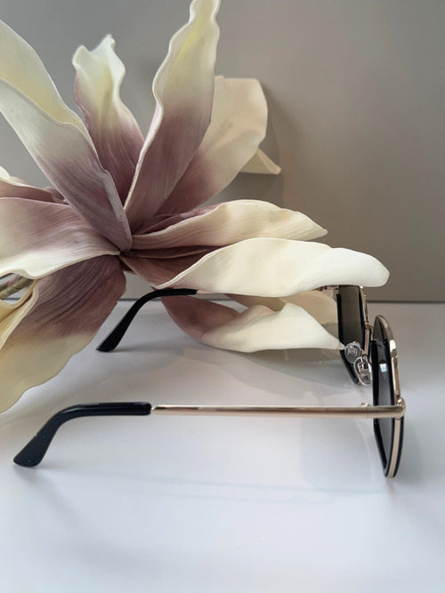 black geo retro glasses