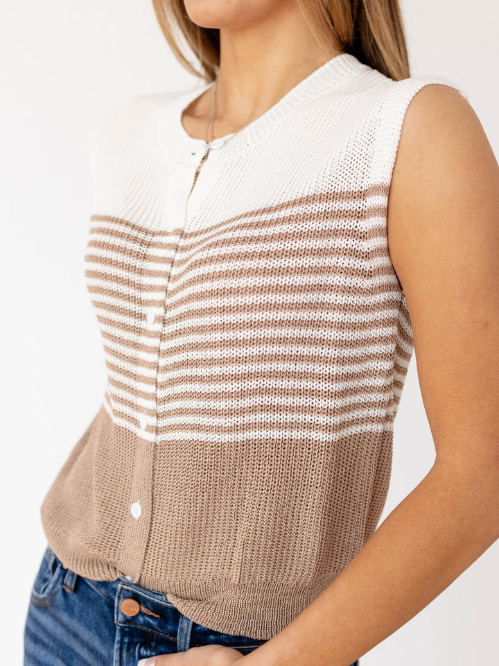 brown and white color block stripe sleeveless cardigan
