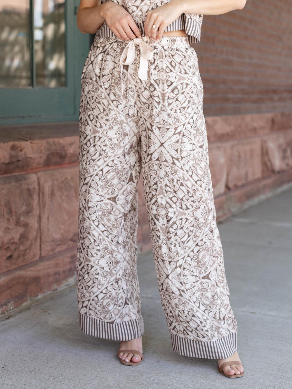 tan contrast printed wide leg pants