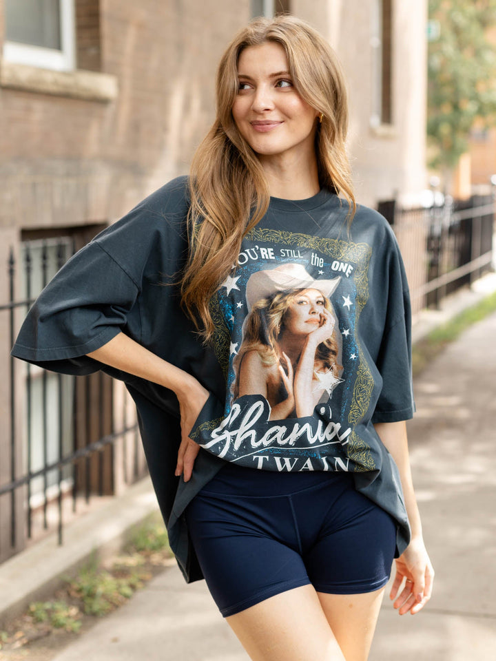 oversized shania twain graphic tee