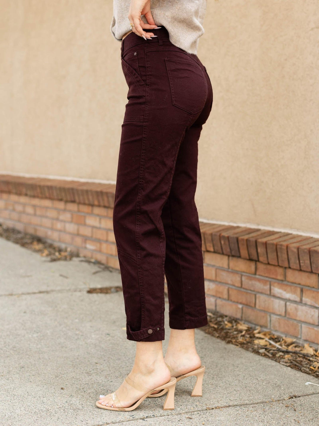 cropped ankle pants