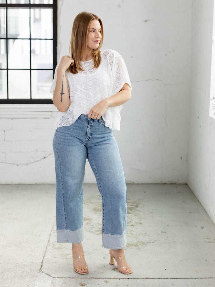 short sleeve white lace ponch