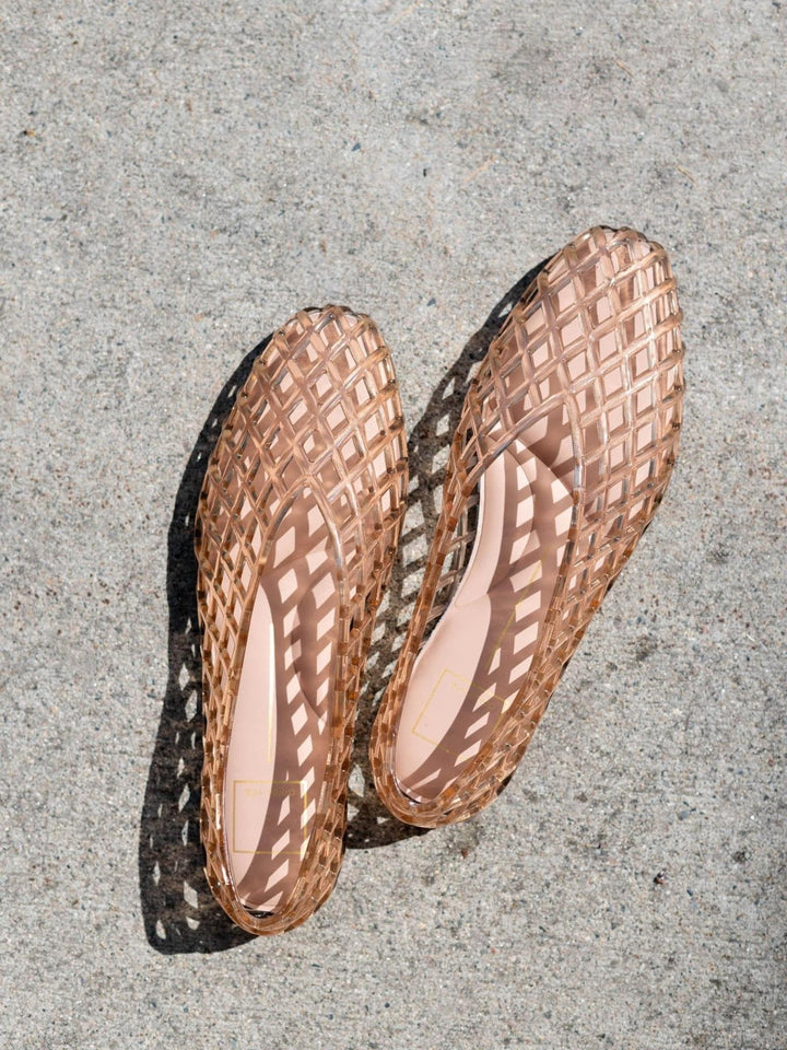 Dolce Vita Jam Flat in Mocha, a caged jelly flat with an intricate diamond design.