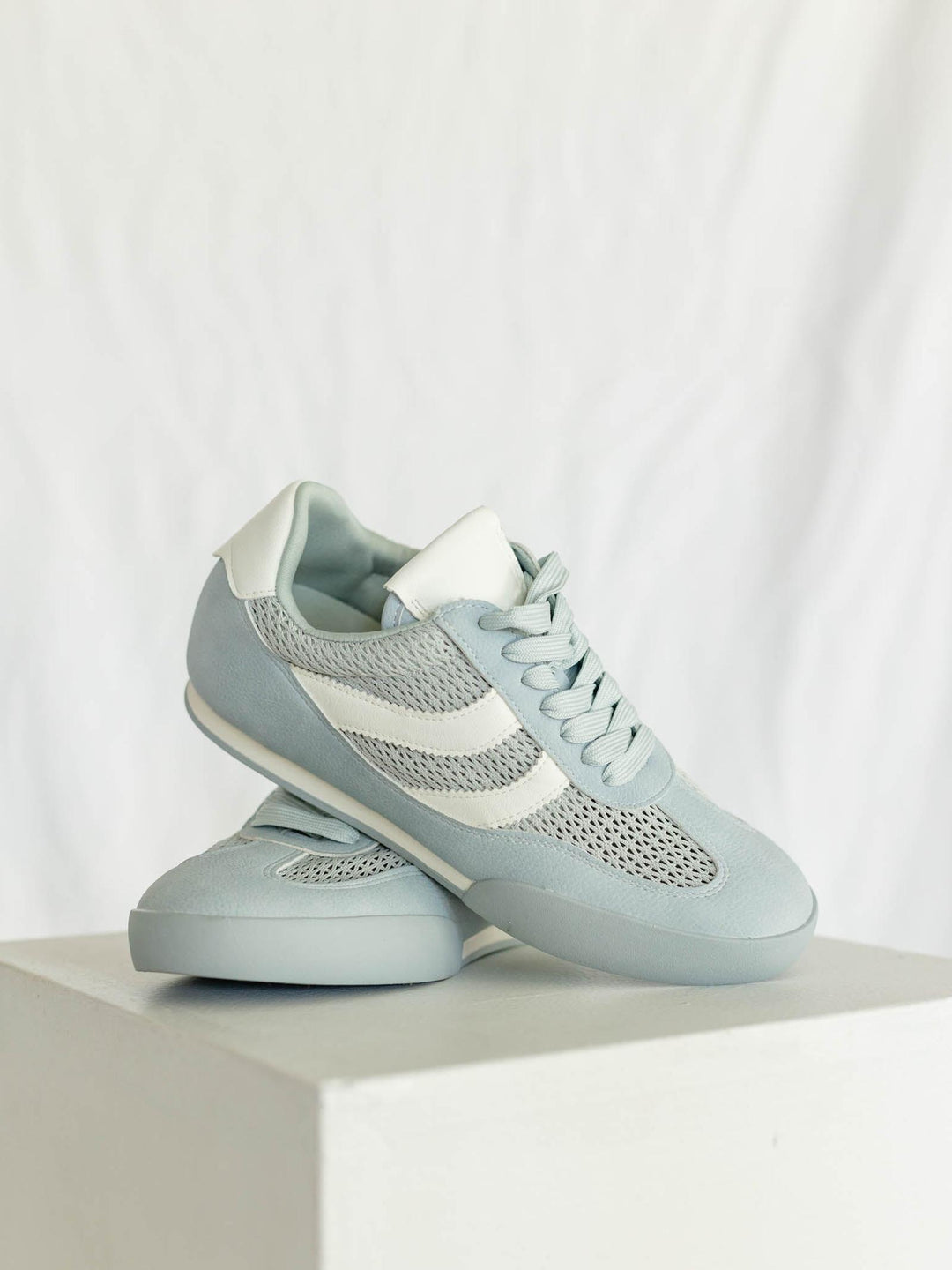 Dolce Vita Maya Sneaker - Blue