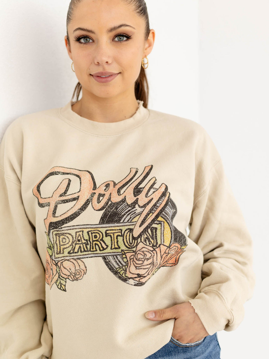 Dolly Parton Rose Record Graphic SweatshirtScreen tees