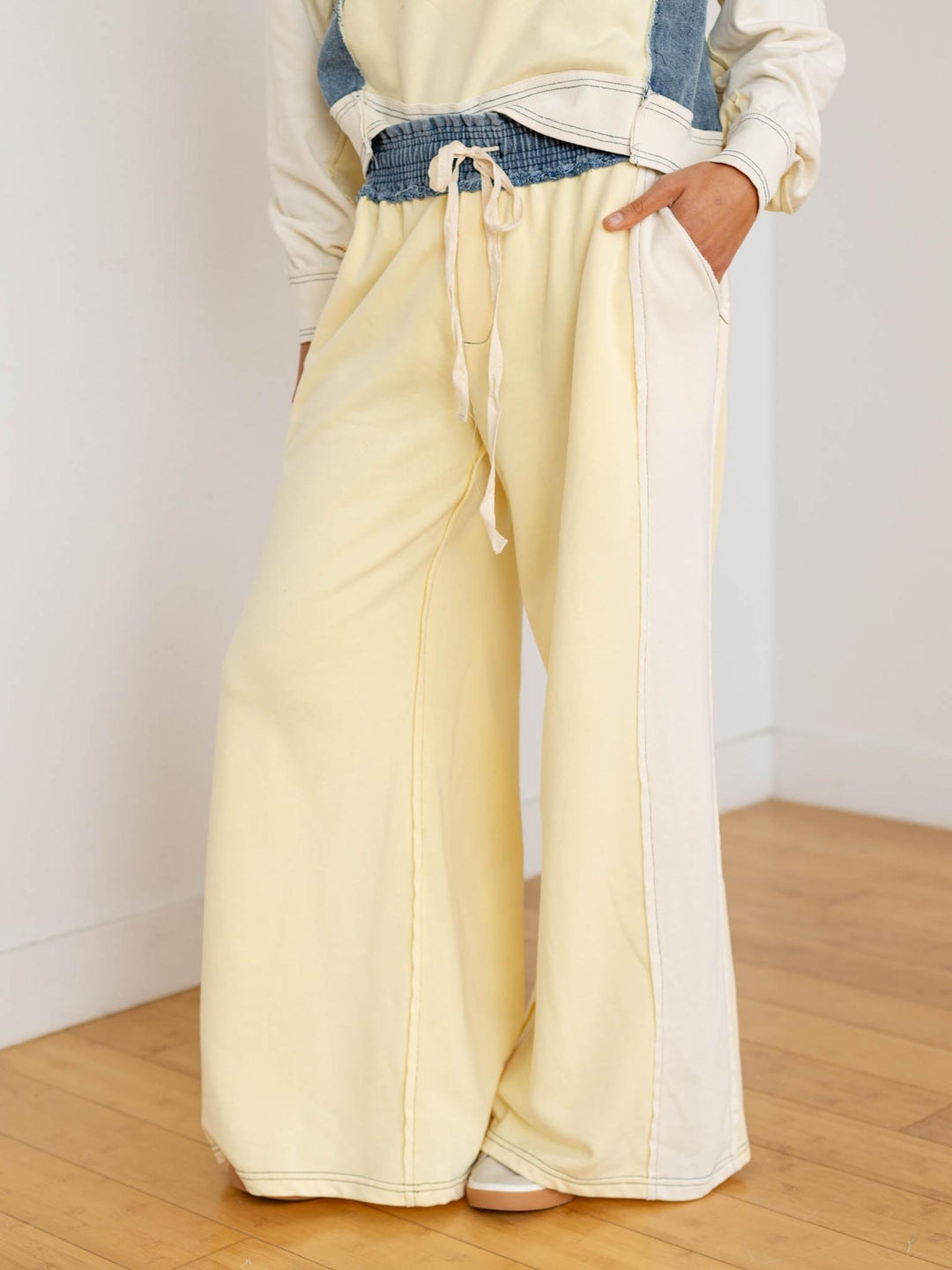 wide leg sweatpants