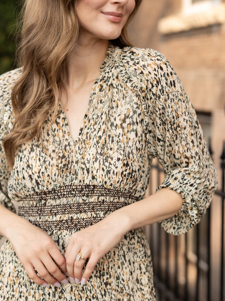 Elan V-Neck 3/4 Sleeve Midi Dress