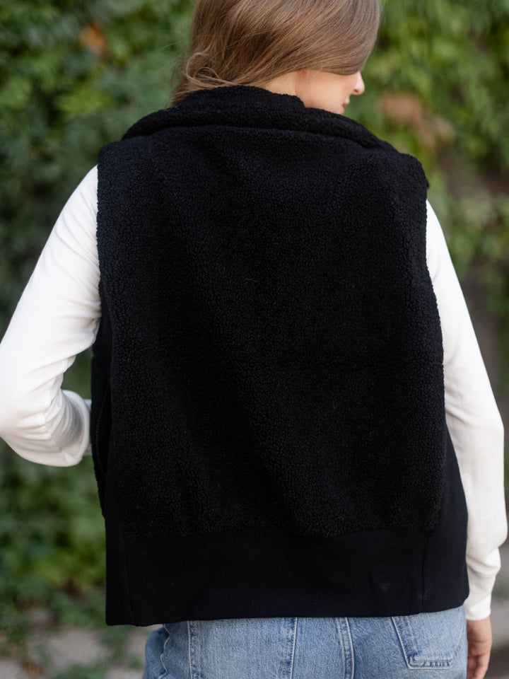 Elan Zip Up Sherpa Vest