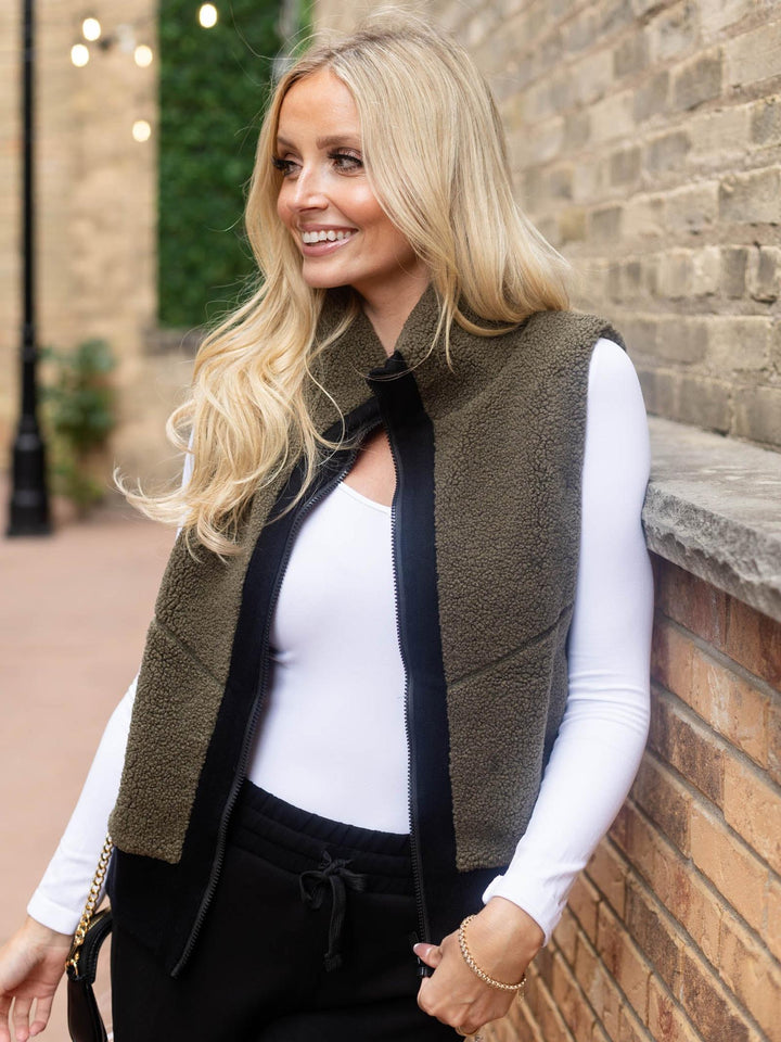 Elan Zip Up Sherpa Vest