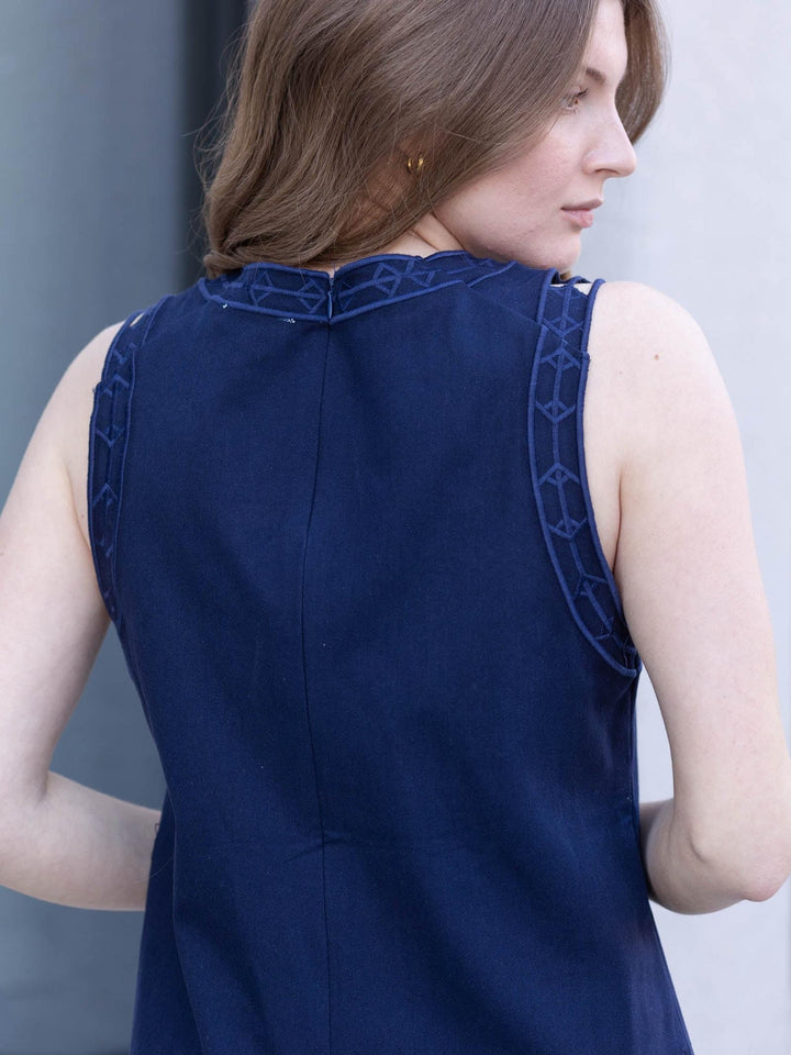 embroidered shift dress