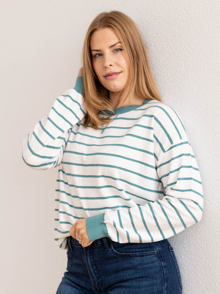 green and white stripe top