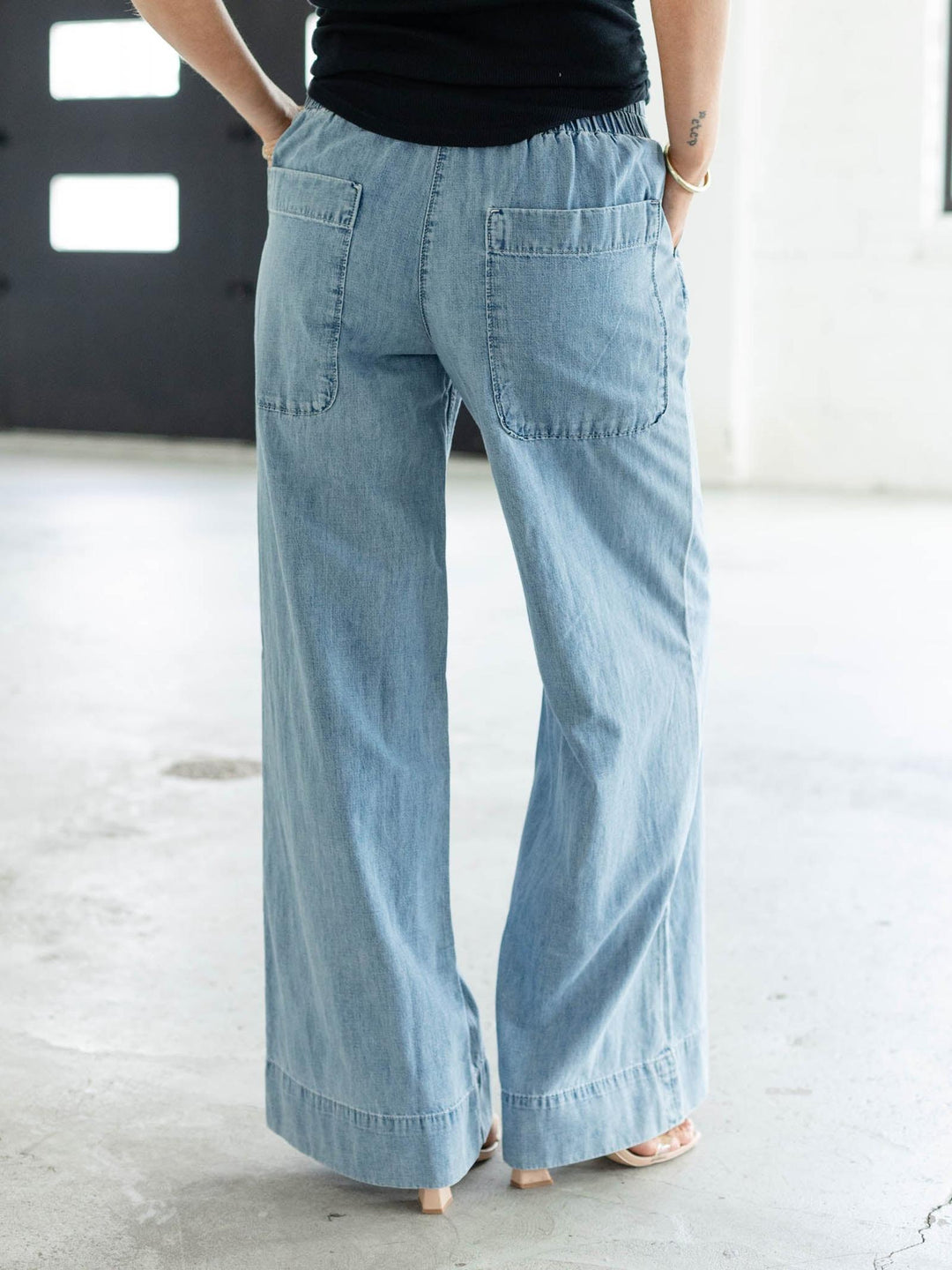 wide leg patch pocket denim
