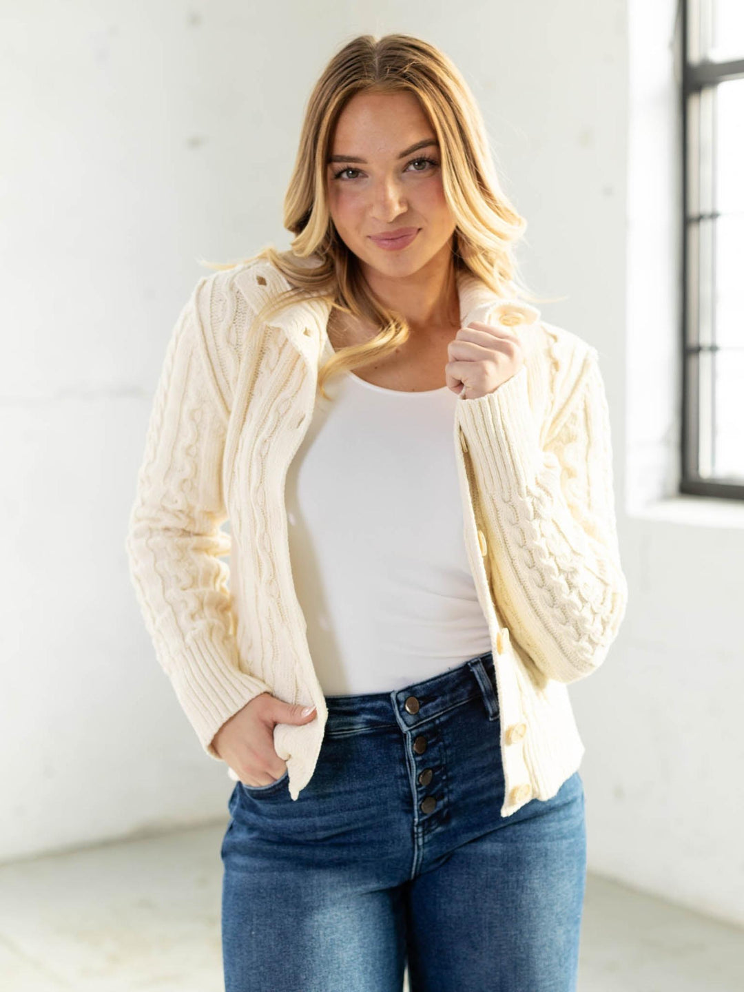 cable knit fitted cardigan