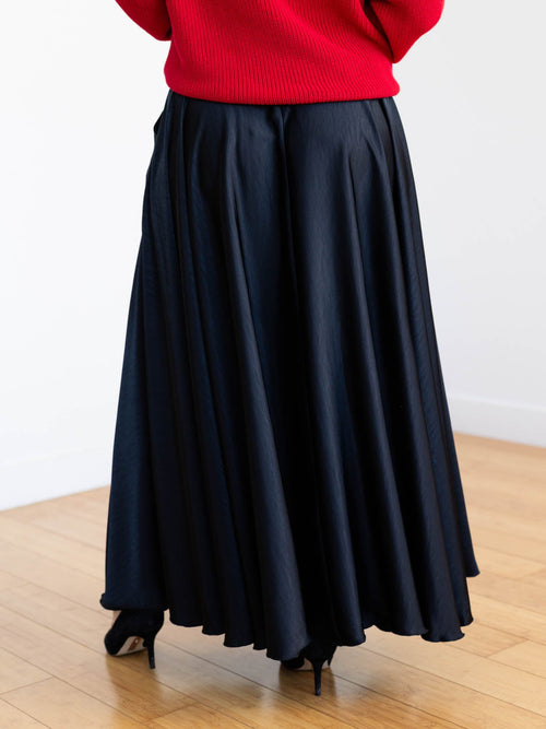 side slit black maxi skirt