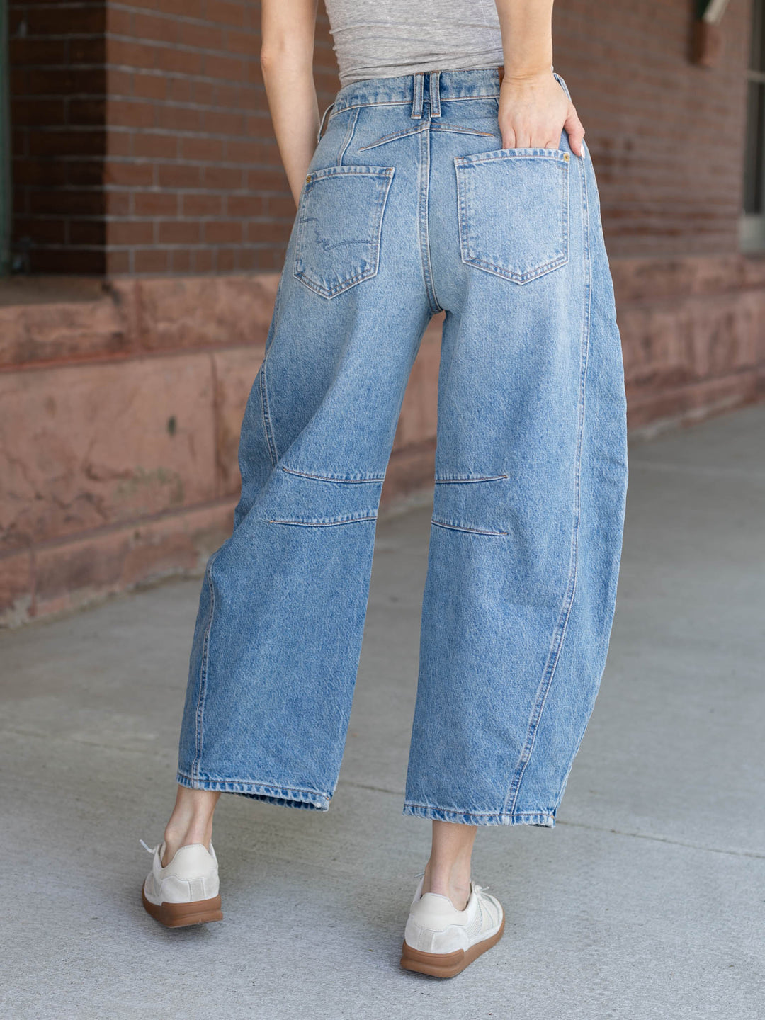 medium wash barrel jean