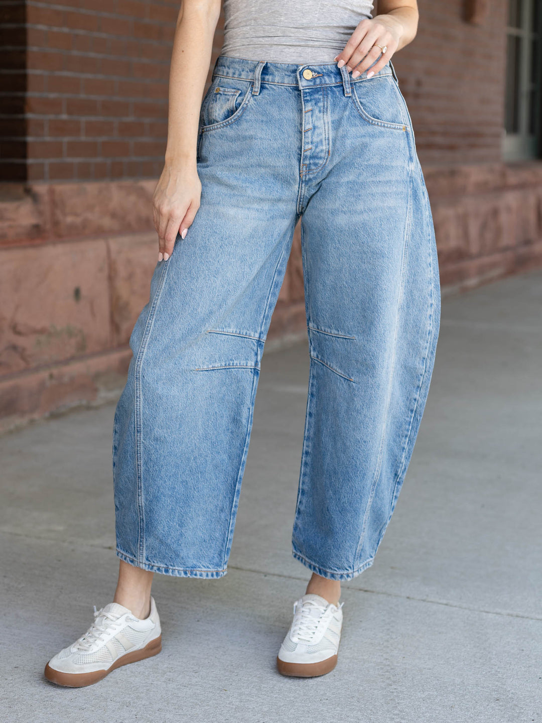 medium wash barrel jean