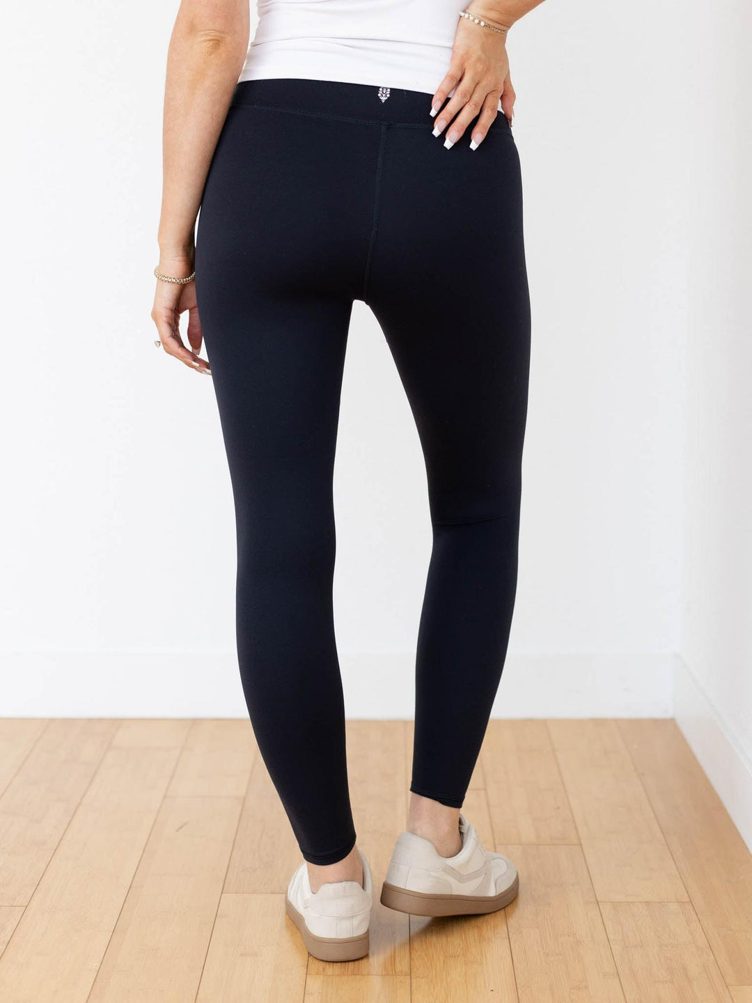 solid black long legging