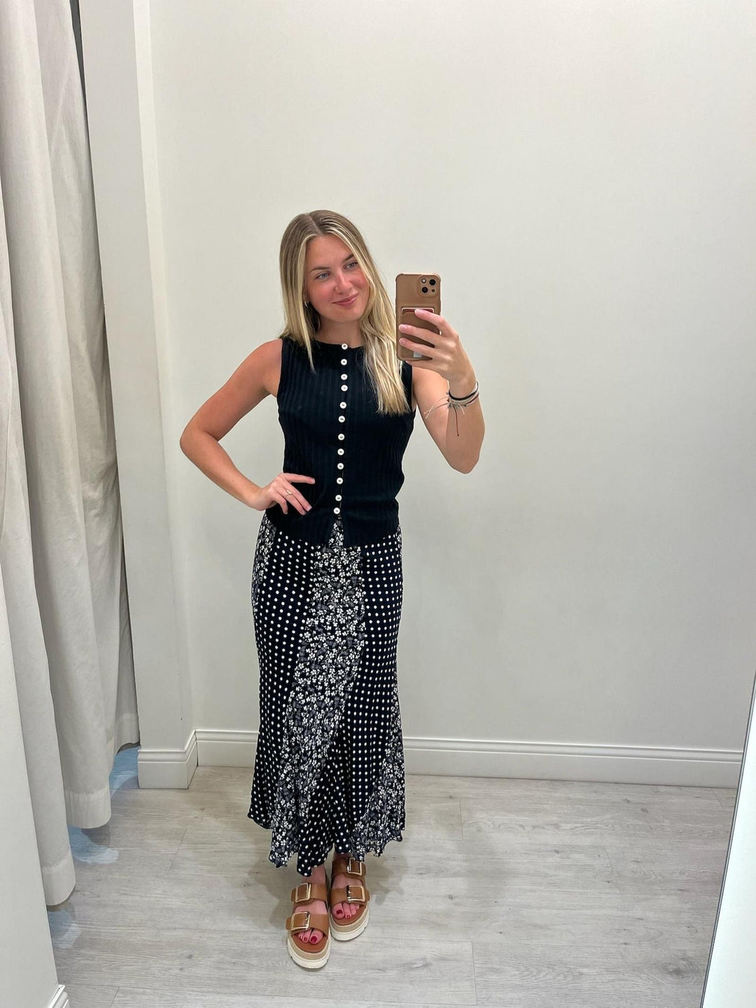 black ribbed button up tank top