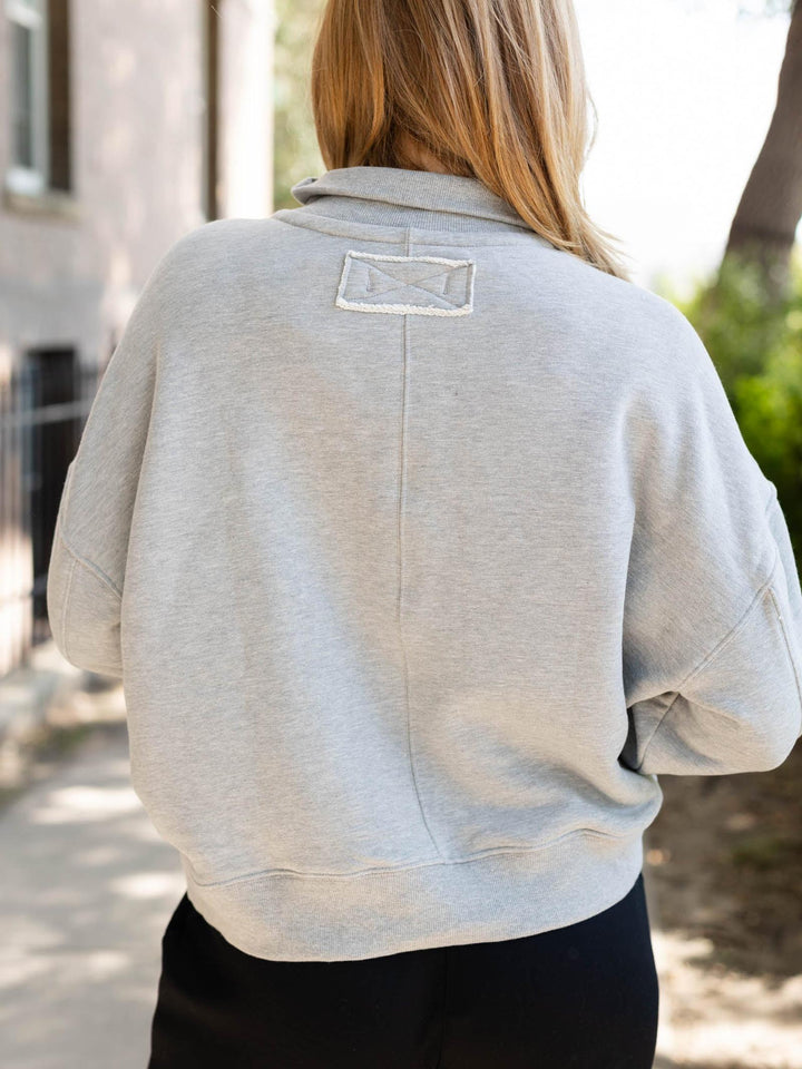 flap notch collar grey sweatshirt