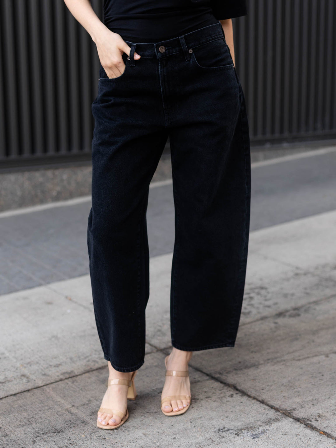 barrel jeans 