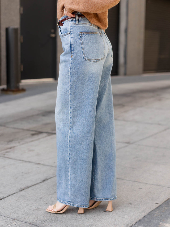 straight leg jean