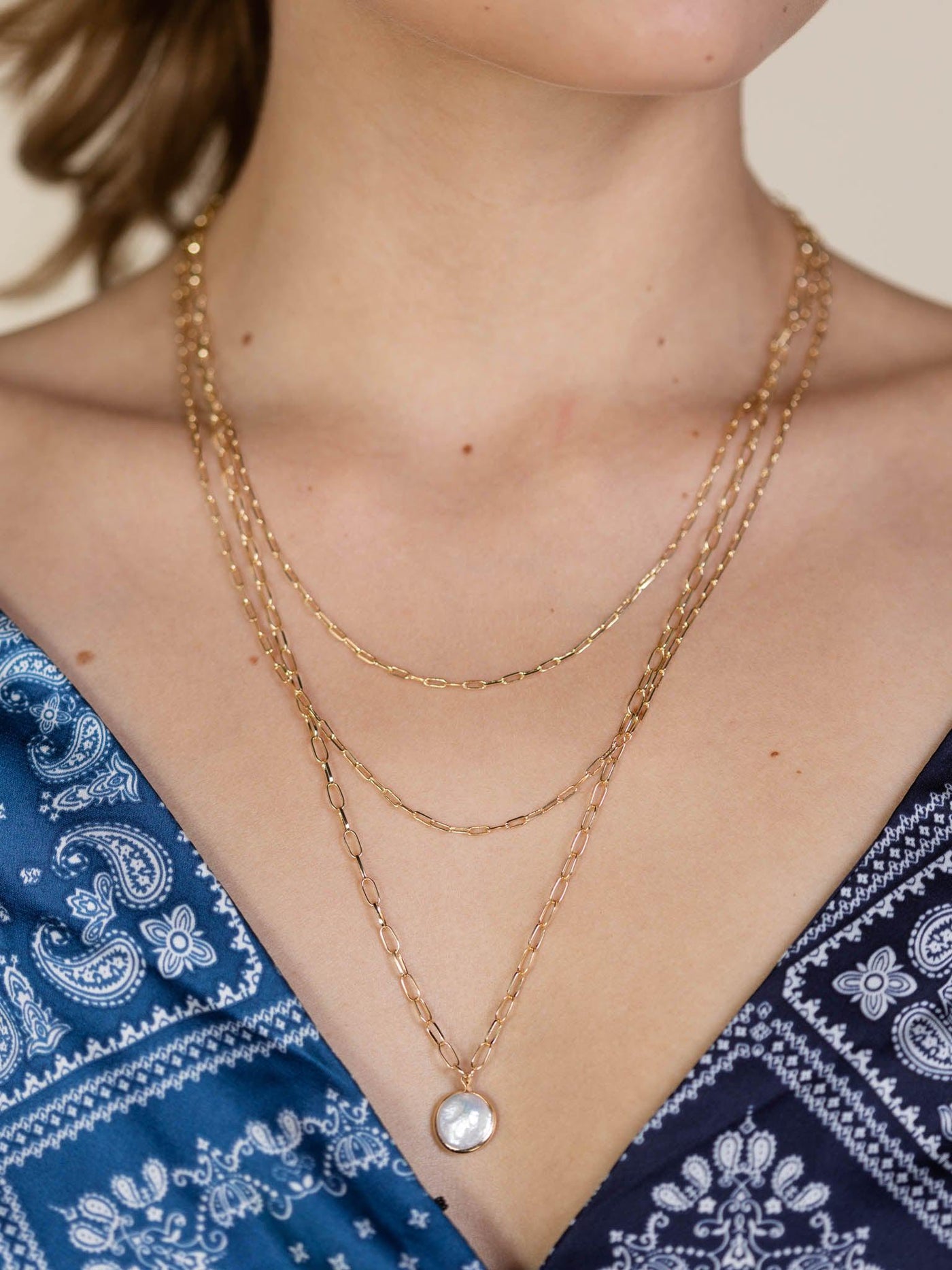 layered metal necklace
