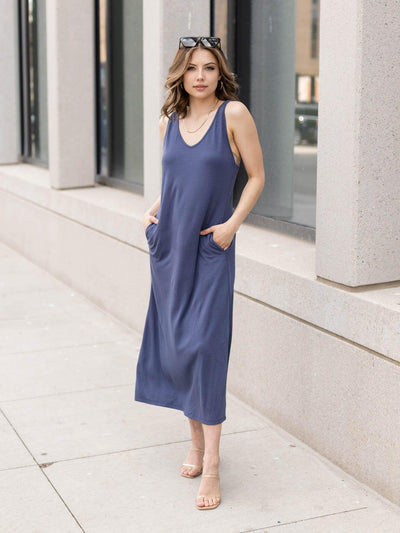 colored blue dress