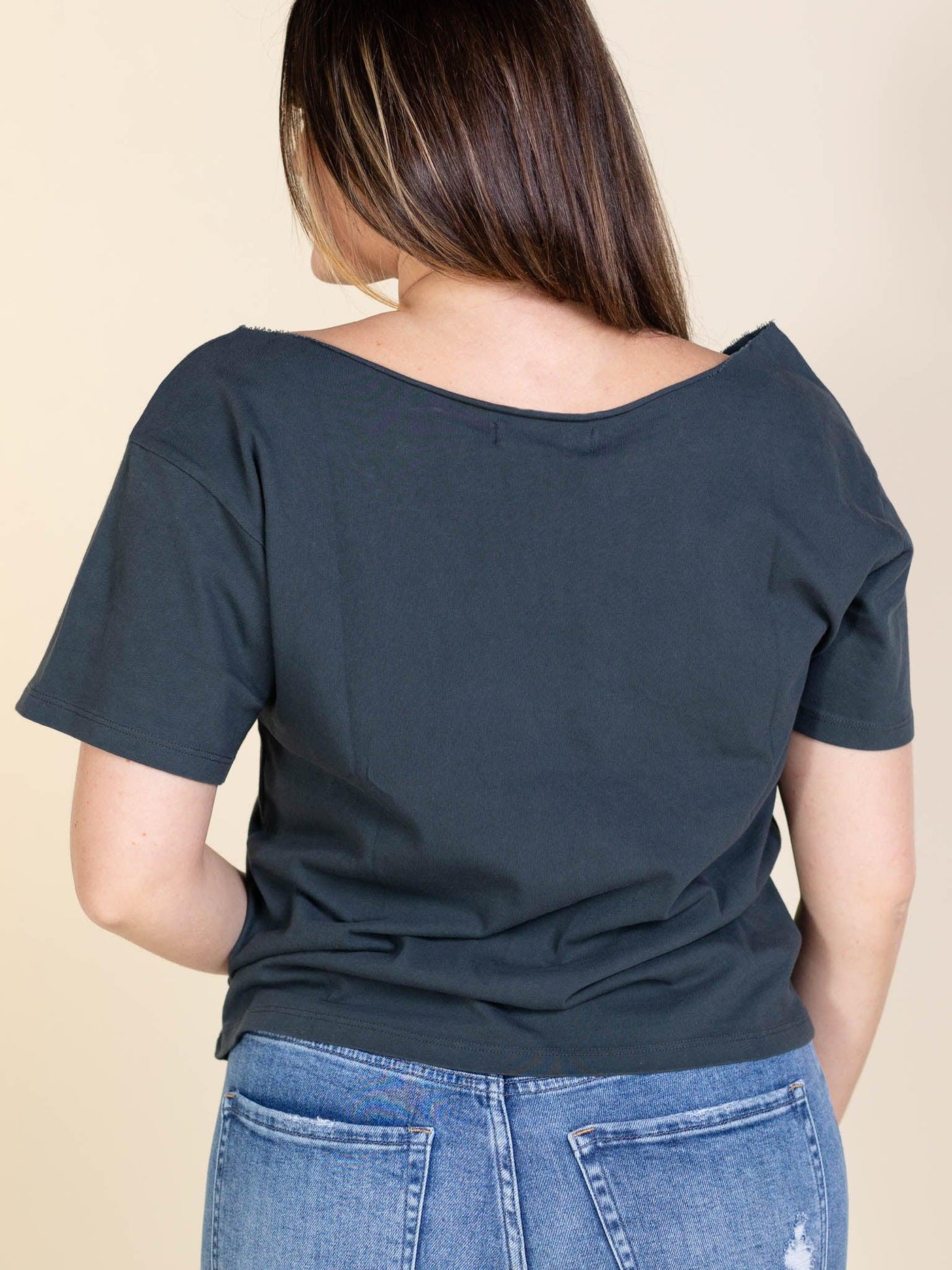 daydreamer graphic tee