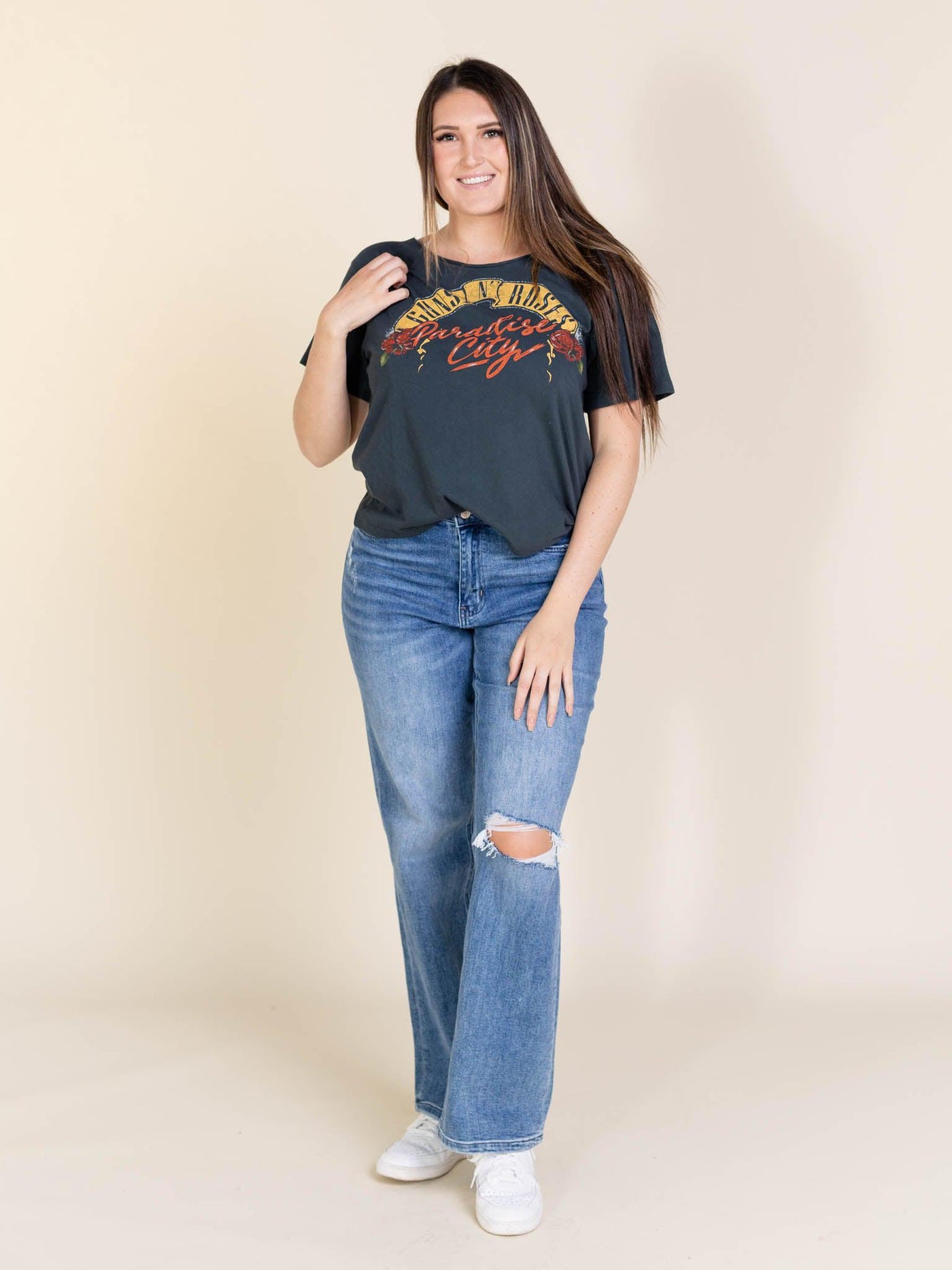 guns 'n roses graphic tee