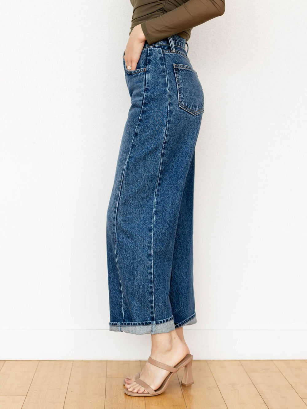 dark wash barrel twist denim