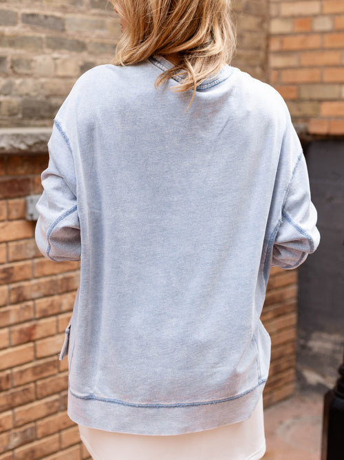 oversized washed sweatshirt